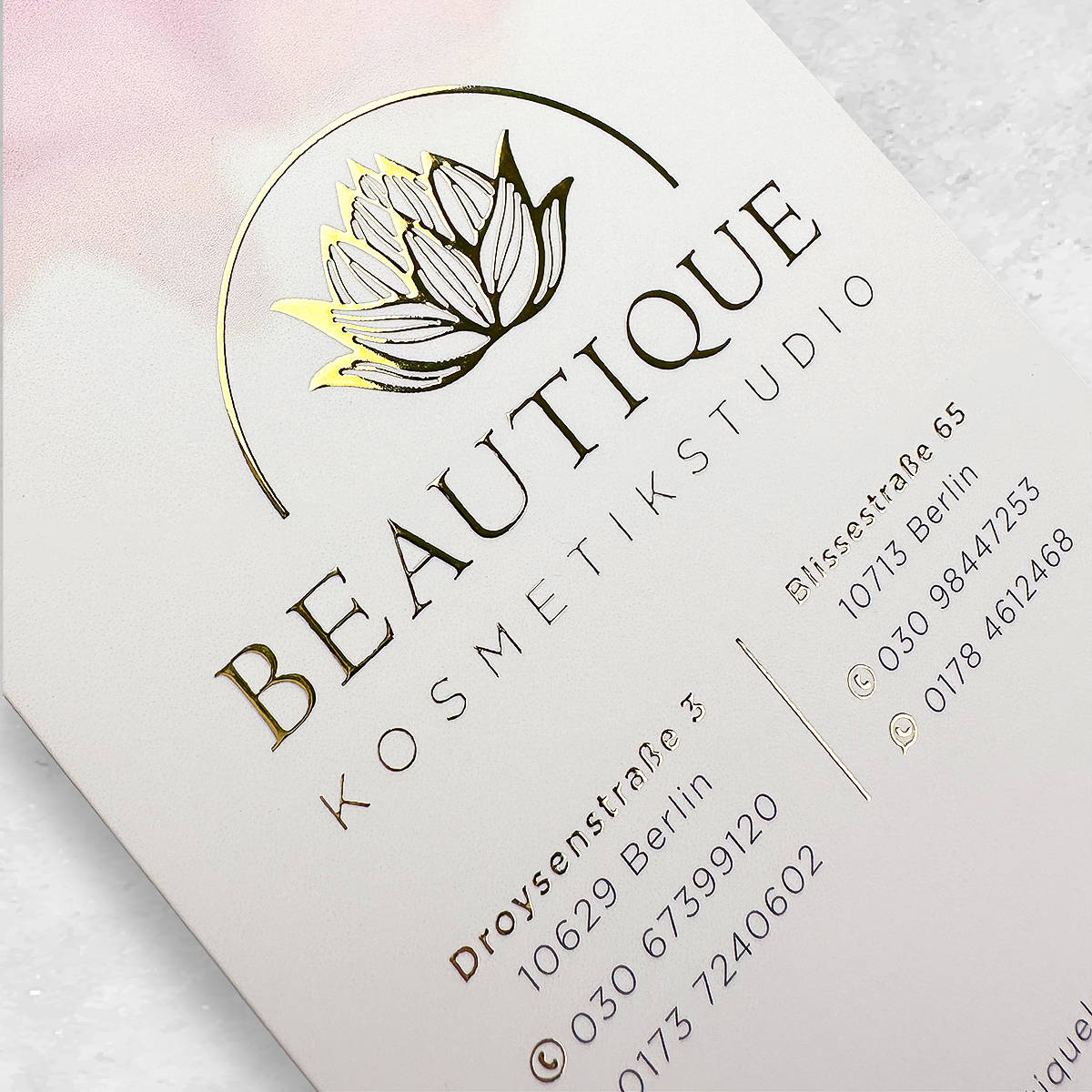 Exklusiver 6-seitiger Flyer / Faltblatt mit flüssigem Gold oder  Silber - Image 7