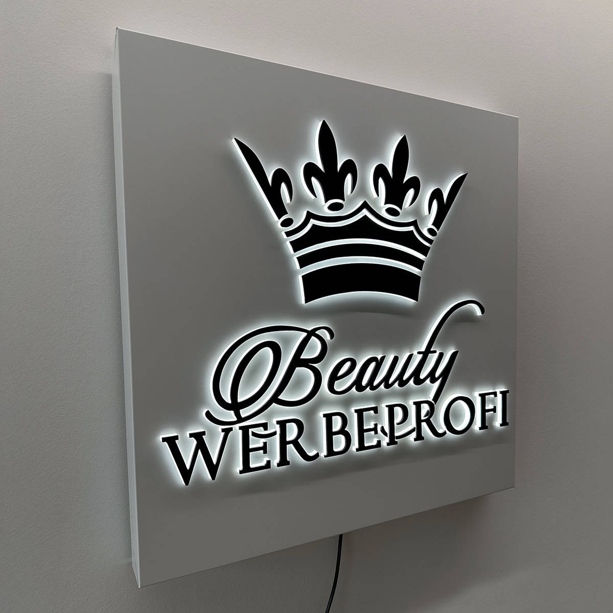 Leuchtreklame - LED - Lichtreklame - Beleuchtetes Werbeschild - Lichtwerbung - Aussenschild mit Licht - Image 5